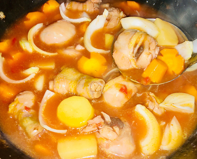 Đổi món cho cả nhà với Lagu gà mềm thơm, ăn cơm cũng ngon mà ăn bánh mì cũng tuyệt! - Ảnh 5. Đổi món cho cả nhà với Lagu gà mềm thơm, ăn cơm cũng ngon mà ăn bánh mì cũng tuyệt! - Ảnh 5.