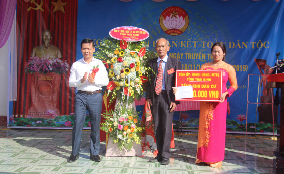 Ngày hội đại đoàn kết toàn dân tộc thôn Phụ Thành, xã Đông Trà