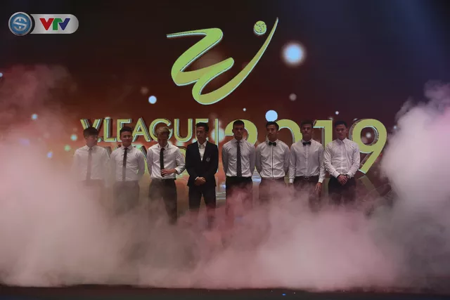 V.League 2019 và các danh hiệu xuất sắc nhất - Ảnh 2. V.League 2019 và các danh hiệu xuất sắc nhất - Ảnh 2.