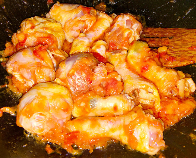 Đổi món cho cả nhà với Lagu gà mềm thơm, ăn cơm cũng ngon mà ăn bánh mì cũng tuyệt! - Ảnh 3. Đổi món cho cả nhà với Lagu gà mềm thơm, ăn cơm cũng ngon mà ăn bánh mì cũng tuyệt! - Ảnh 3.