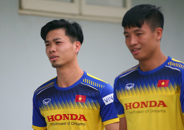 Ảnh: Công Phượng - Văn Hậu tích cực tập luyện ngay sau khi về nước hội quân - Ảnh 5.