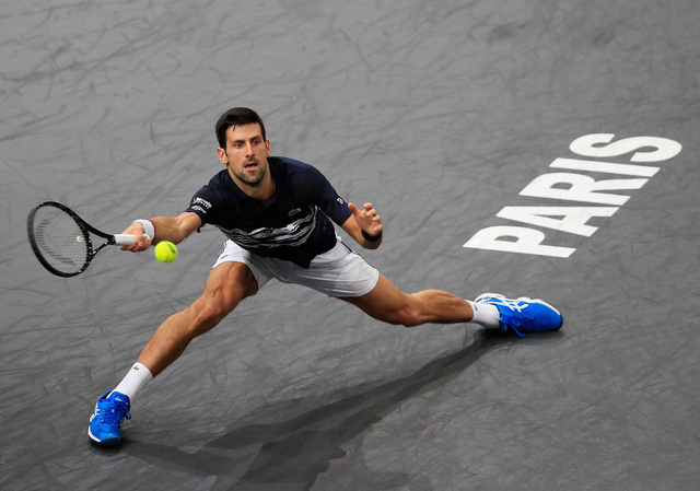 Thắng dễ Shapovalov, Djokovic lên ngôi vô địch Paris Masters 2019 - Ảnh 2.