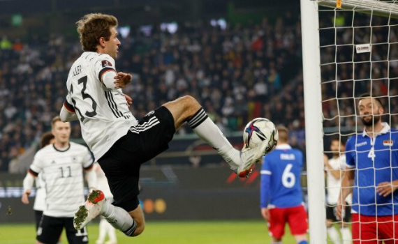 Đức thắng 9-0 tại vòng loại World Cup