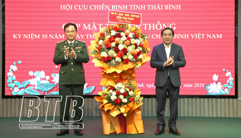 Gặp mặt truyền thống kỷ niệm 35 năm ng&agrave;y th&agrave;nh lập Hội Cựu chiến binh Việt Nam