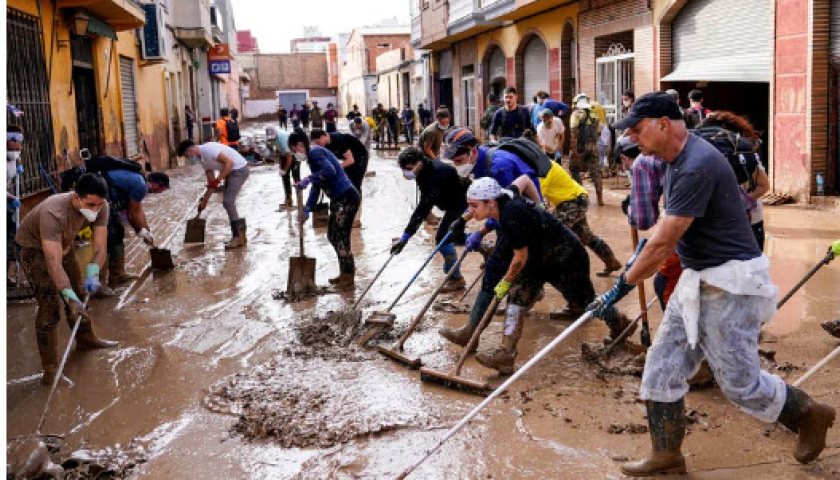 T&acirc;y Ban Nha c&ocirc;ng bố khoản hỗ trợ mới trị gi&aacute; 3,76 tỷ euro cho Valencia sau lũ lụt