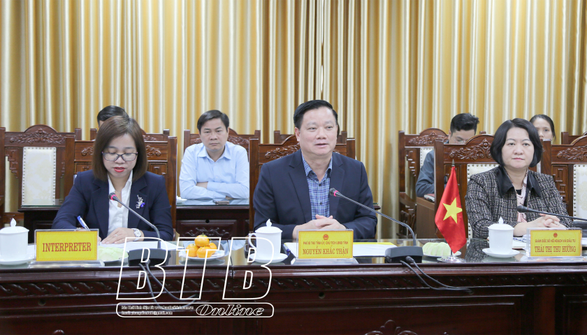 UBND tỉnh tiếp v&agrave; l&agrave;m việc với Đại sứ qu&aacute;n Hoa Kỳ tại Việt Nam