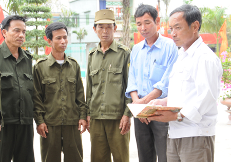 Ph&aacute;t huy sức mạnh từ phong tr&agrave;o to&agrave;n d&acirc;n bảo vệ an ninh Tổ quốc