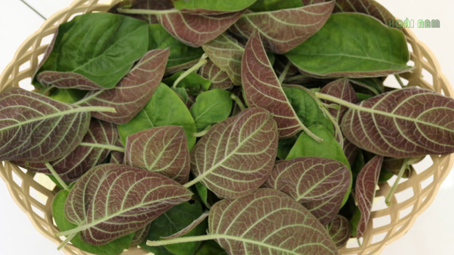 Món bánh dân dã miền Tây khiến nhiều người 