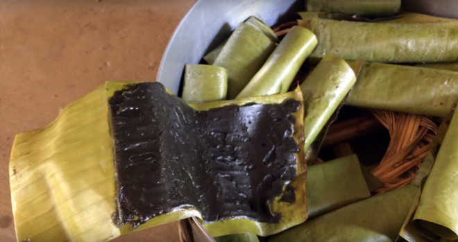 Món bánh dân dã miền Tây khiến nhiều người 