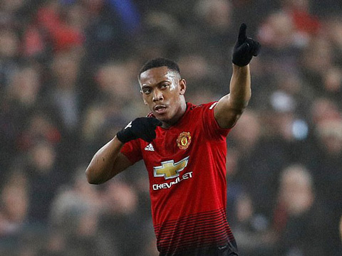 Martial gỡ hòa chỉ sau đó 4 phút