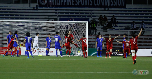 ẢNH: ĐT nữ Việt Nam thắng kịch tính trước Thái Lan, giành HCV bóng đá nữ SEA Games 30 - Ảnh 16.