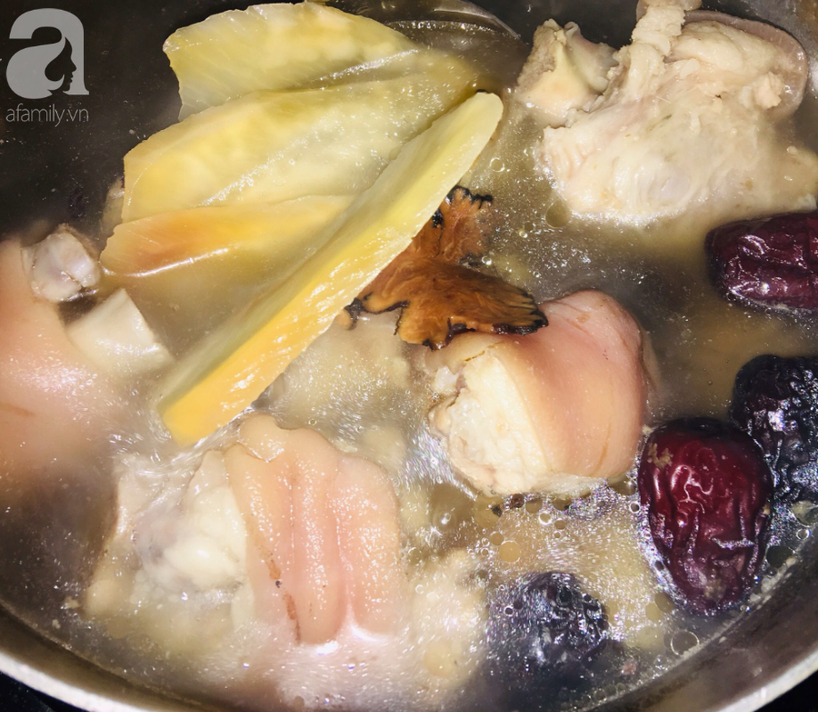 Món ngon cuối tuần: Chân giò hầm thuốc Bắc - Ảnh 4.