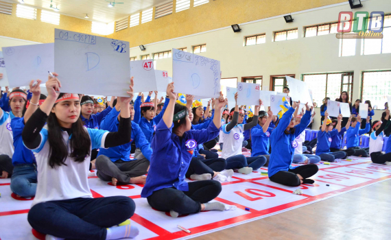 Hội thi học sinh, sinh viên với chính sách bảo hiểm y tế