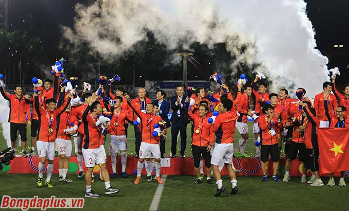 U22 Việt Nam lần đầu giành HCV SEA Games - Ảnh: Đức Cường 