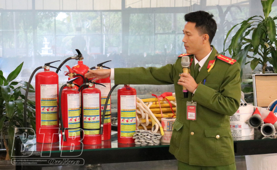 Hơn 2.000 người được tập huấn nghiệp vụ về ph&ograve;ng ch&aacute;y, chữa ch&aacute;y v&agrave; cứu nạn cứu hộ