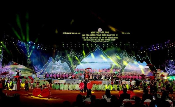 Khai mạc ng&agrave;y hội văn h&oacute;a d&acirc;n tộc M&ocirc;ng lần thứ III tại Lai Ch&acirc;u