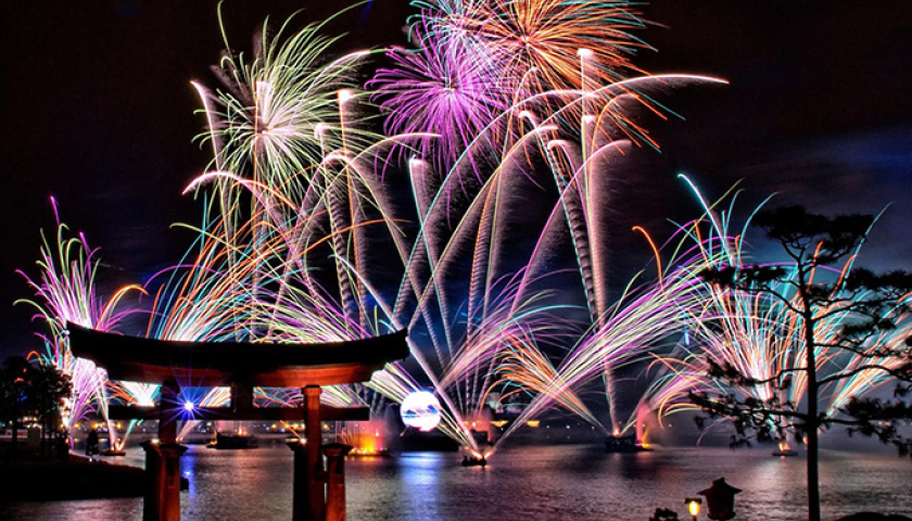 10 truyền thống đ&oacute;n năm mới từ khắp nơi tr&ecirc;n thế giới