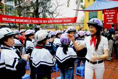 Cam kết kh&ocirc;ng giao xe m&aacute;y cho học sinh chưa c&oacute; giấy ph&eacute;p l&aacute;i xe