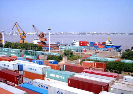 10 sự kiện ti&ecirc;u biểu ng&agrave;nh C&ocirc;ng Thương năm 2013 