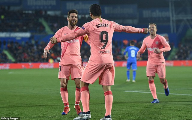 Kết quả bóng đá châu Âu rạng sáng 07/01: Man City đại thắng, Barca độc chiếm ngôi đầu - Ảnh 2. Kết quả bóng đá châu Âu rạng sáng 07/01: Man City đại thắng, Barca độc chiếm ngôi đầu - Ảnh 2.