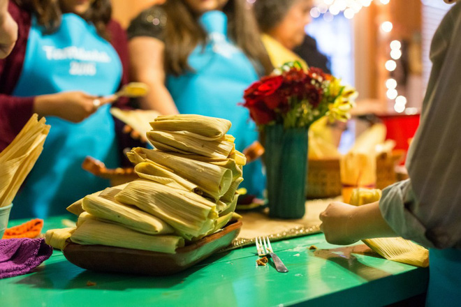 Tamales: món ngon ngày Tết của người Mexico, độc đáo từ nguyên liệu gói bên ngoài đến phần nhân bên trong - Ảnh 8.