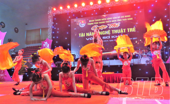 Khai mạc cuộc thi t&agrave;i năng nghệ thuật trẻ tỉnh Th&aacute;i B&igrave;nh lần thứ III