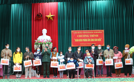 Chương tr&igrave;nh Xu&acirc;n bi&ecirc;n ph&ograve;ng ấm l&ograve;ng d&acirc;n biển