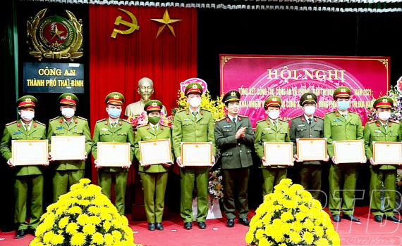 C&ocirc;ng an th&agrave;nh phố: Ph&aacute;t động phong tr&agrave;o thi đua v&igrave; an ninh Tổ quốc năm 2022