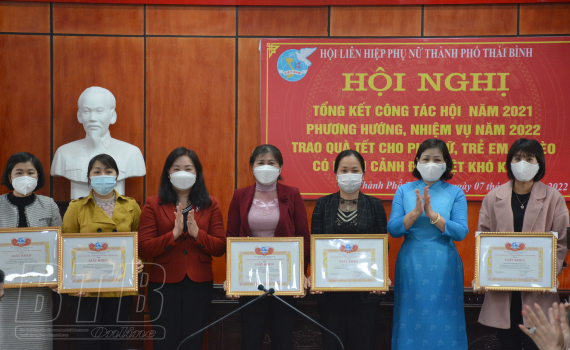 Tiết kiệm hơn 19,4 tỷ đồng gi&uacute;p phụ nữ vay vốn ph&aacute;t triển kinh tế