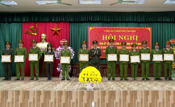 Công an thành phố: Phát động phong trào thi đua năm 2023