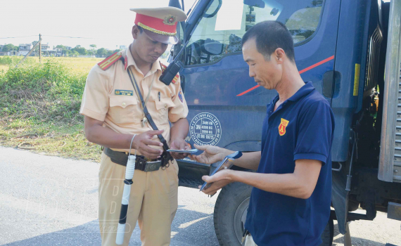 Quỳnh Phụ: Bảo đảm an ninh trật tự, an toàn giao thông dịp tết