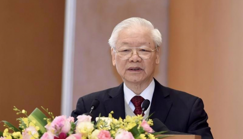 Tự h&agrave;o v&agrave; tin tưởng dưới l&aacute; cờ vẻ vang của Đảng, quyết t&acirc;m x&acirc;y dựng một nước Việt Nam ng&agrave;y c&agrave;ng gi&agrave;u mạnh, văn minh, văn hiến v&agrave; anh h&ugrave;ng