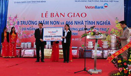 Nỗ lực vượt kh&oacute;, tạo bước tiến mới về chất lượng t&iacute;n dụng