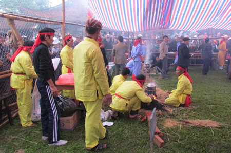 Từng bừng c&aacute;c lễ hội Xu&acirc;n Qu&yacute; Tỵ 2013