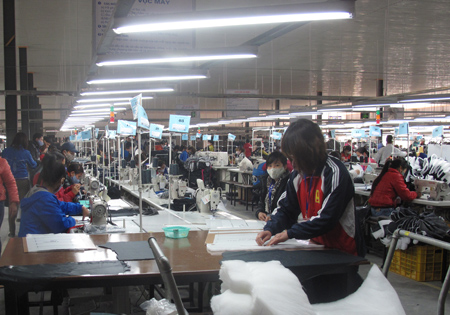 Ph&aacute;t động doanh nghiệp thi đua sản xuất kinh doanh