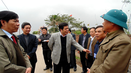 Kiểm tra tiến độ x&acirc;y dựng n&ocirc;ng th&ocirc;n mới, c&ocirc;ng t&aacute;c giải ph&oacute;ng mặt bằng tại huyện Vũ Thư

