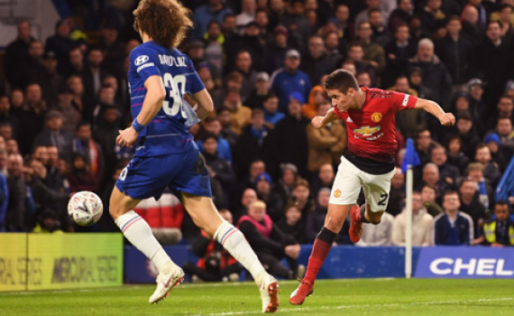 Chelsea 0-2 M.U: Pogba tỏa s&aacute;ng biến Chelsea th&agrave;nh cựu vương FA Cup