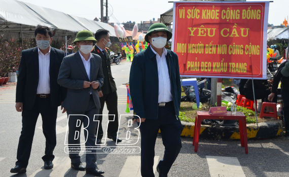  Đồng ch&iacute; Ph&oacute; Chủ tịch thường trực UBND tỉnh l&agrave;m việc với huyện Th&aacute;i Thụy