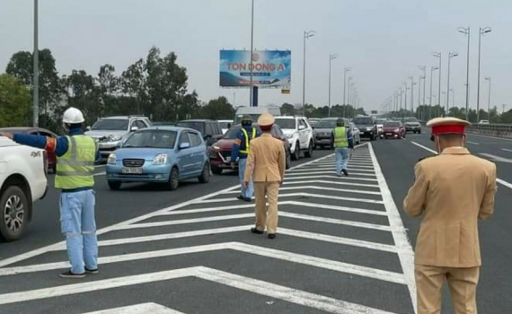 Tai nạn giao th&ocirc;ng tiếp tục giảm s&acirc;u trong ng&agrave;y m&ugrave;ng 2 Tết
