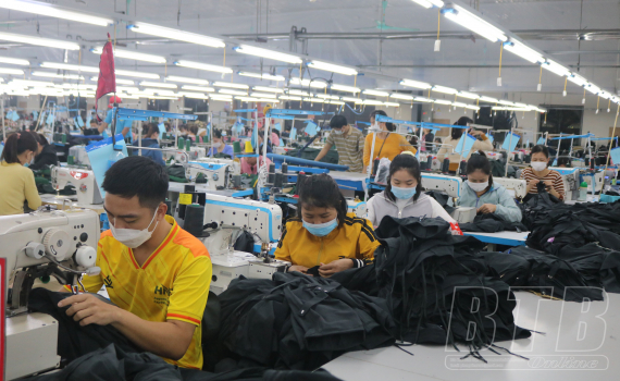 Quỳnh Phụ: Doanh nghiệp nỗ lực t&igrave;m kiếm đơn h&agrave;ng