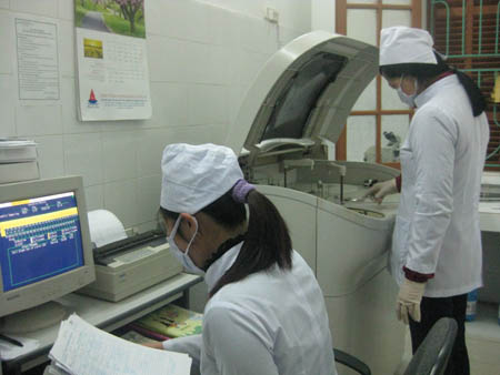 Cải c&aacute;ch thủ tục h&agrave;nh ch&iacute;nh n&acirc;ng cao chất lượng điều trị cho bệnh nh&acirc;n