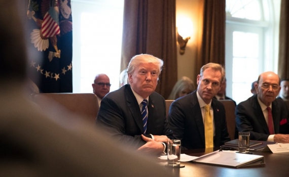 Mỹ trục xuất 60 nh&agrave; ngoại giao Nga