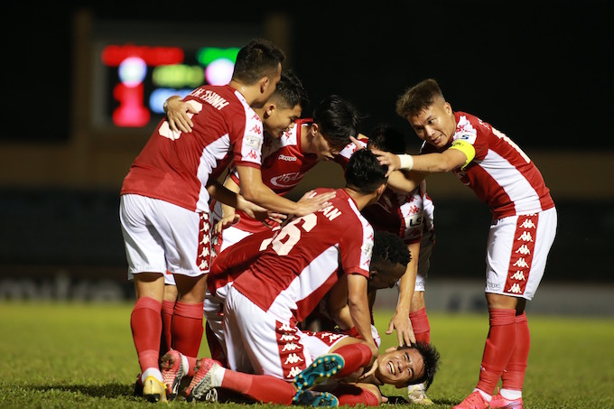 Các cầu thủ TP.HCM với cú ngược dòng ngoạn mục - Ảnh: LTV