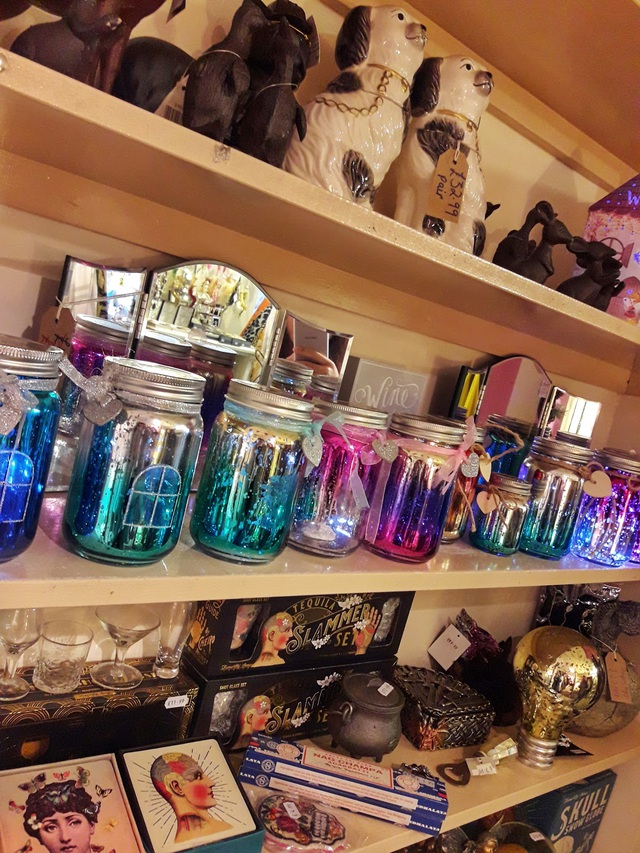 Vì sao bạn nên tới thăm thị trấn nhỏ xinh Whitby ít nhất một lần? - 8