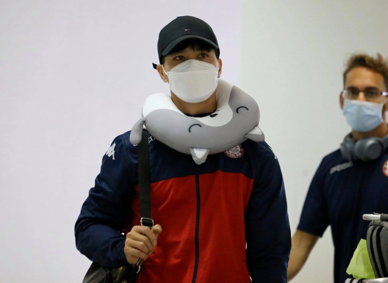 cong phuong va dong doi co mat o lao, san sang "chien" afc cup hinh 2