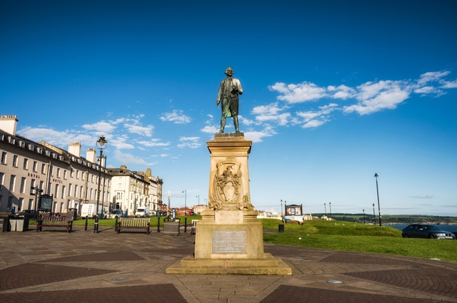 Vì sao bạn nên tới thăm thị trấn nhỏ xinh Whitby ít nhất một lần? - 5