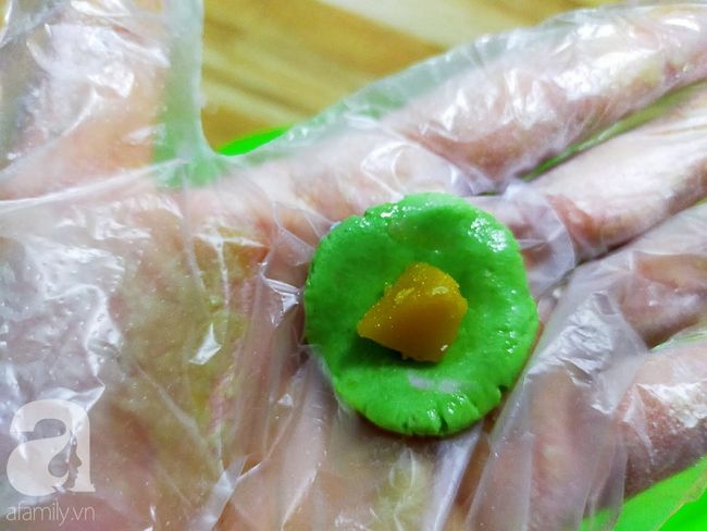 Mùng một đầu tháng làm bánh trôi ngũ sắc mong tháng mới bình an - Ảnh 3. Mùng một đầu tháng làm bánh trôi ngũ sắc mong tháng mới bình an - Ảnh 3.