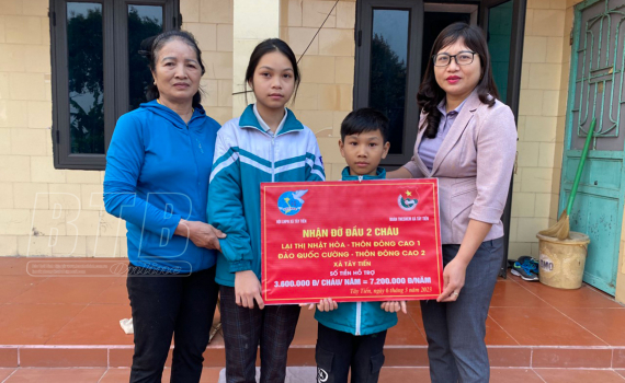 Tiền Hải: 42 trẻ em mồ c&ocirc;i được đỡ đầu với tổng số tiền 151.200.000 đồng/năm