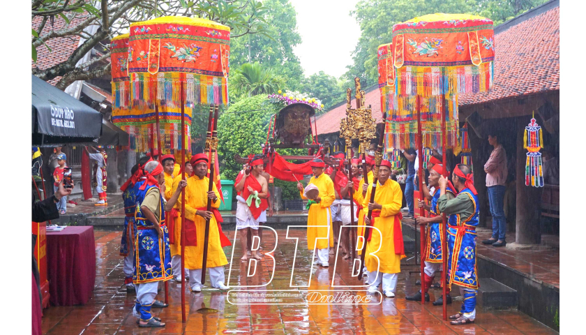 Đậm đ&agrave; văn h&oacute;a truyền thống