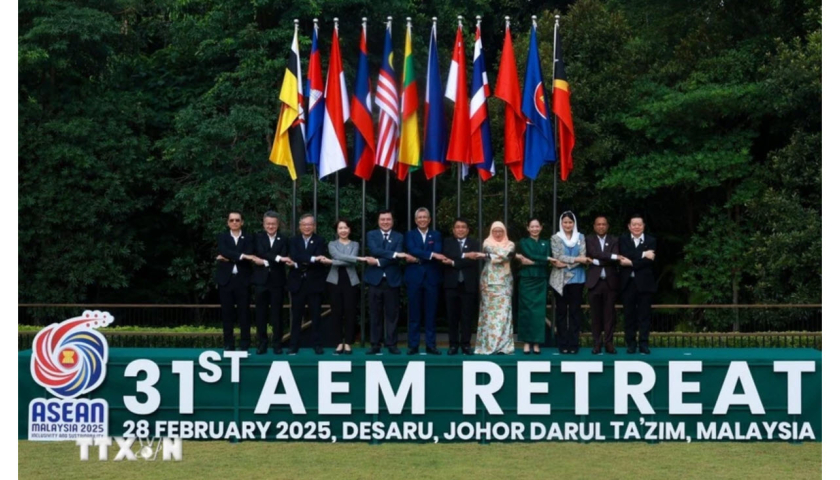 Việt Nam đ&oacute;ng g&oacute;p t&iacute;ch cực v&agrave;o th&agrave;nh c&ocirc;ng Hội nghị hẹp Bộ trưởng Kinh tế ASEAN